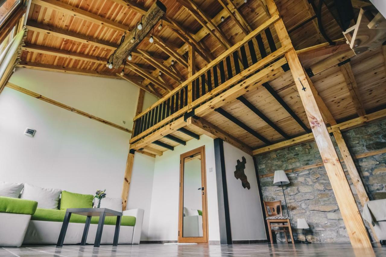 Завоя Hotell Krusjuna Exteriör bild